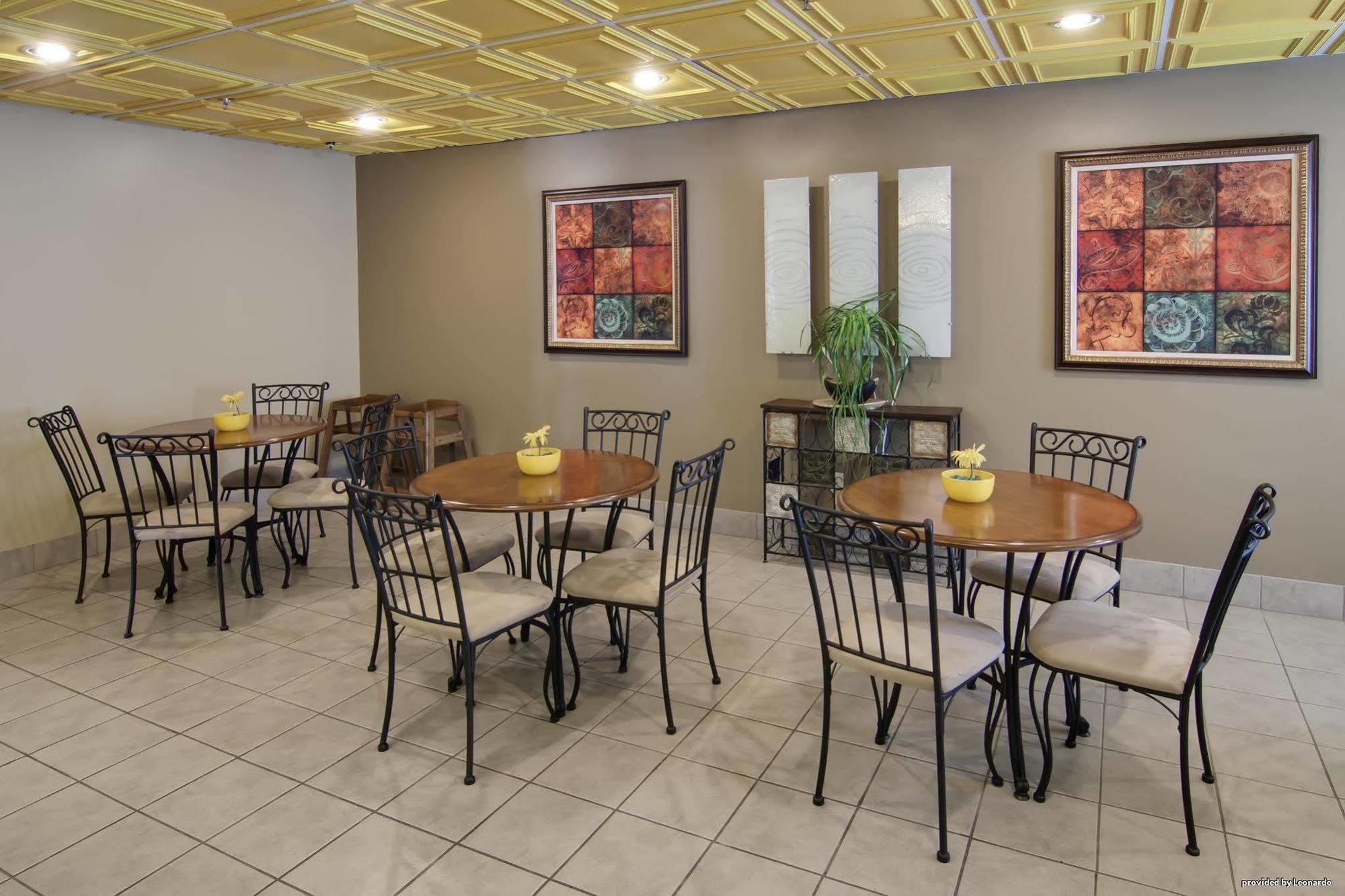 Econo Lodge Waynesboro Restaurant foto